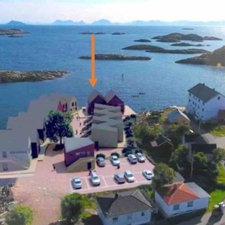 Waterfront Apartment With Panoramic Sea View Henningsvaer Bagian luar foto