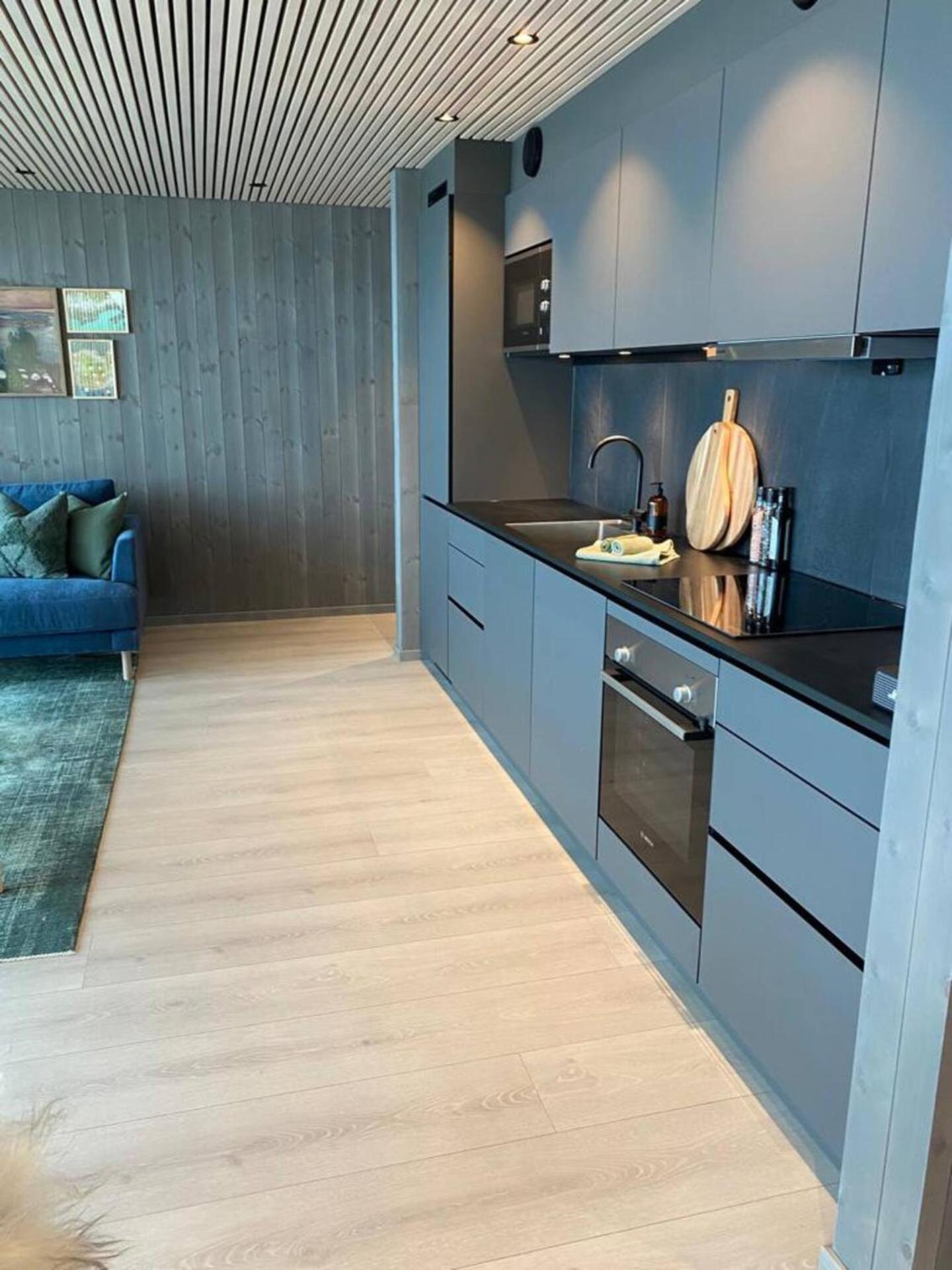 Waterfront Apartment With Panoramic Sea View Henningsvaer Bagian luar foto